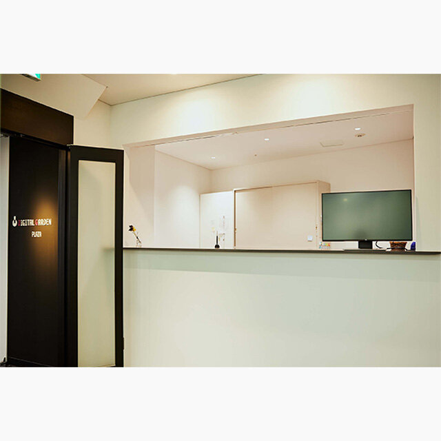 PLAZA OFFICE