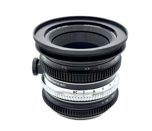 Petzval 35 F2 Focus-coupled Bokeh Control (Eマウント)