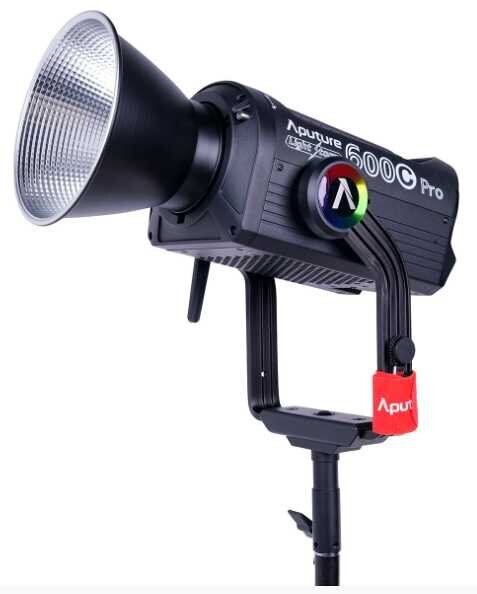 Aputure LS 600c