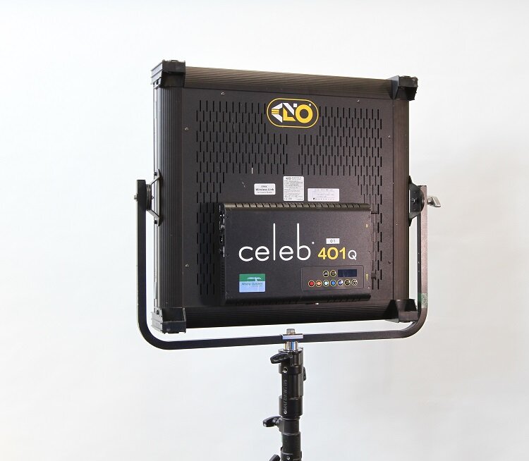 LED Celeb 400Q/401Q