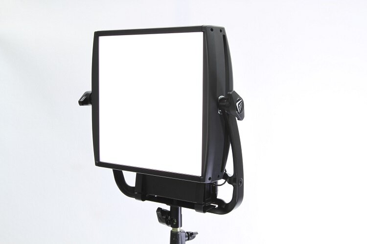 Astra Soft 1×1 Bi-Color